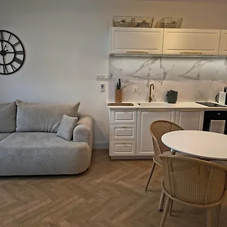 Przy Porcie 코워브제크